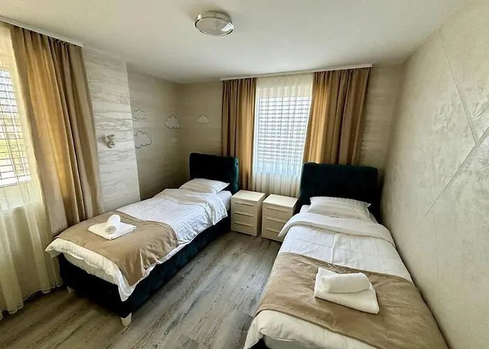 Moste 3-free Parking&pool, Ev Station Apartamento